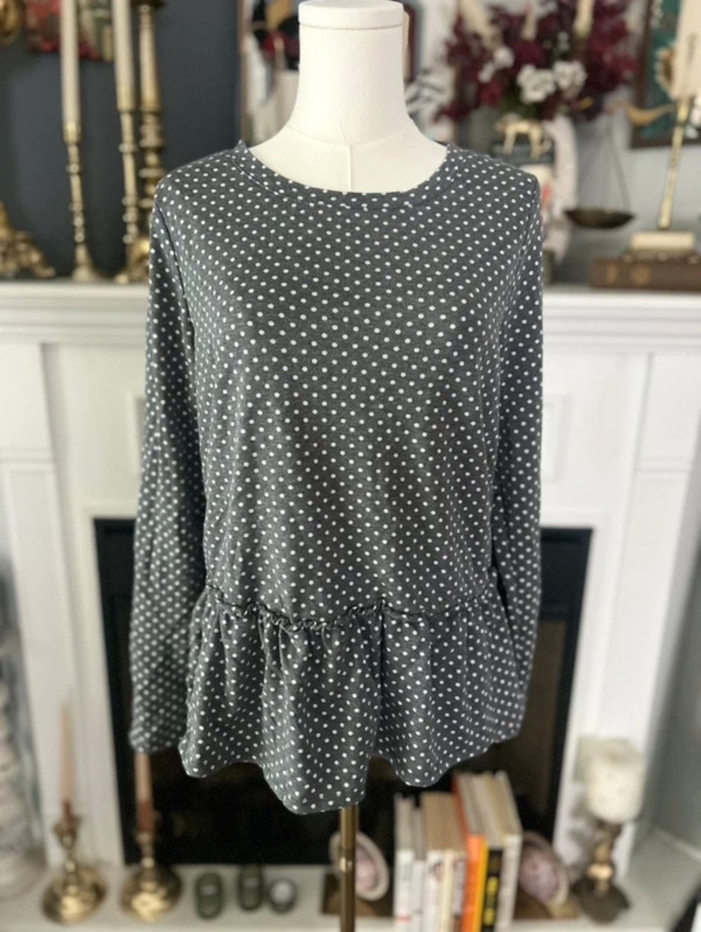 Green Envelope Gray Peplum Style Long-Sleeved Blouse Size Large
